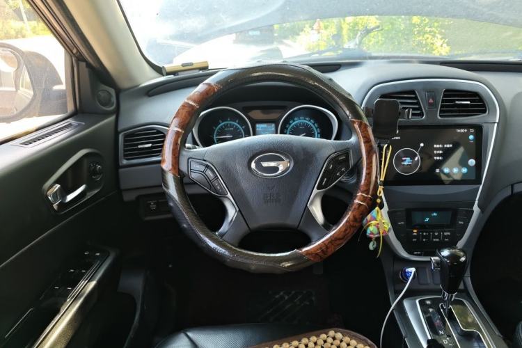 Used GAC Trumpchi GS5 2013 2.0L Automatic Two-Wheel Drive Light Interior Special Edition Steering Wheel