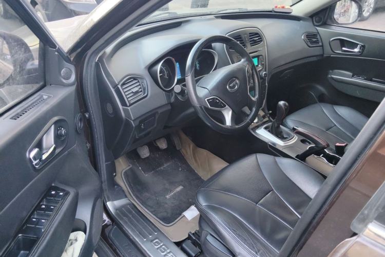 Used GAC Trumpchi GS5 2013 1.8T Manual Two-Wheel Drive Elite Edition Left Front Seat
