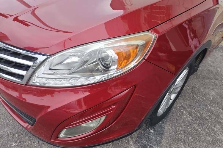 Used GAC Trumpchi GS5 2013 1.8T Automatic Two-Wheel Drive Luxury Edition Left Front Headlight