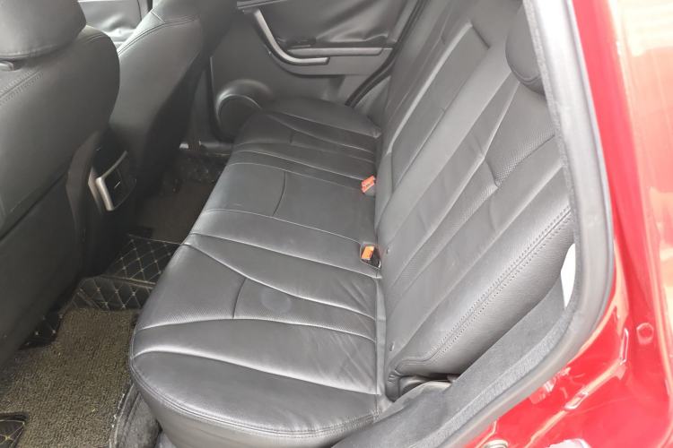 Used GAC Trumpchi GS5 2013 1.8T Automatic Two-Wheel Drive Luxury Edition Left Rear Seat