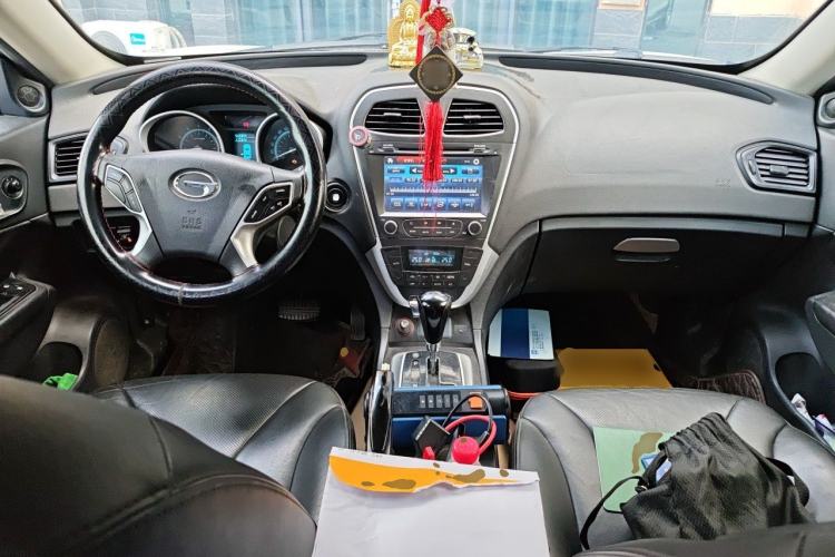 Used GAC Trumpchi GS5 2013 2.0L Automatic Two-Wheel Drive Light Interior Special Edition Center Console