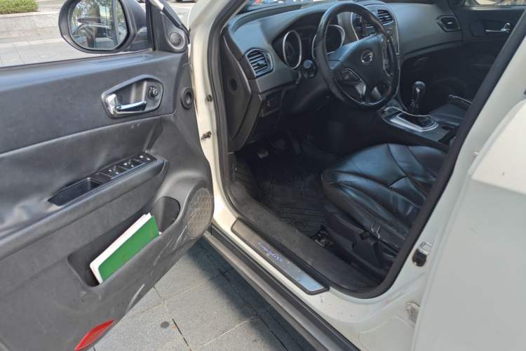 Used GAC Trumpchi GS5 2013 1.8T Manual Two-Wheel Drive Elite Edition Driver Seat