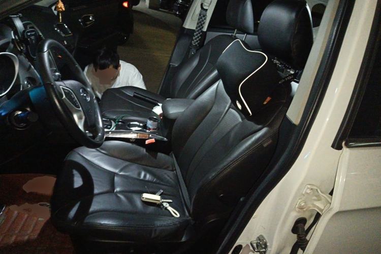 Used GAC Trumpchi GS5 2013 1.8T Automatic Two-Wheel Drive Luxury Edition Driver Seat