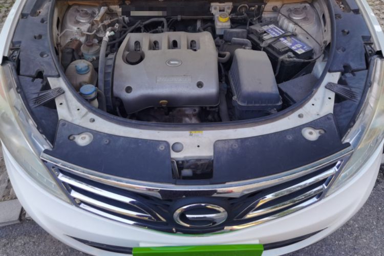 Used GAC Trumpchi GS5 2013 2.0L Automatic Two-Wheel Drive Light Interior Special Edition Engine Bay