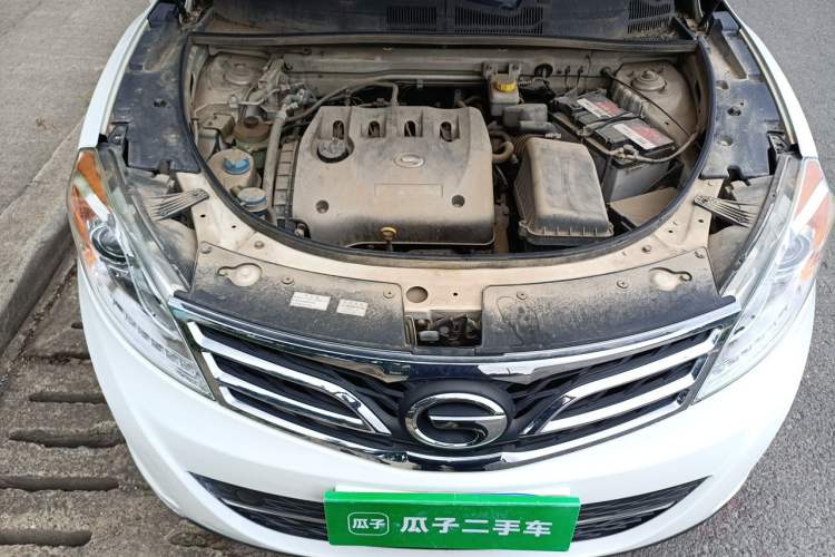 Used GAC Trumpchi GS5 2013 2.0L Automatic Two-Wheel Drive Light Interior Special Edition Engine Bay