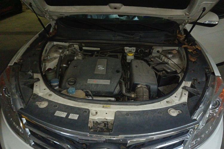 Used GAC Trumpchi GS5 2013 1.8T Automatic Two-Wheel Drive Luxury Edition Engine Bay