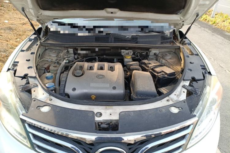 Used GAC Trumpchi GS5 2013 2.0L Manual Two-Wheel Drive Special Edition in Light Interior Engine Bay
