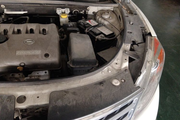 Used GAC Trumpchi GS5 2013 2.0L Automatic Two-Wheel Drive Light Interior Special Edition Engine Bay Left