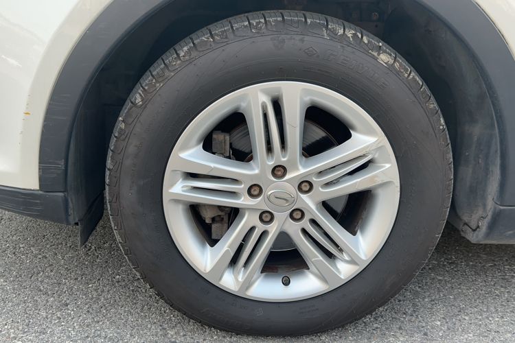 Used GAC Trumpchi GS5 2013 1.8T Automatic All-Wheel-Drive Luxury Edition Exterior 2