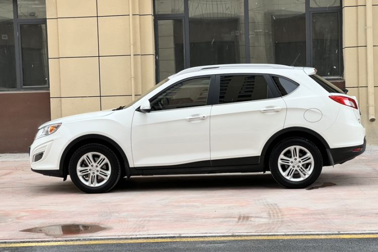 Used GAC Trumpchi GS5 2013 1.8T Automatic 4x4 5th Anniversary Edition Exterior 8