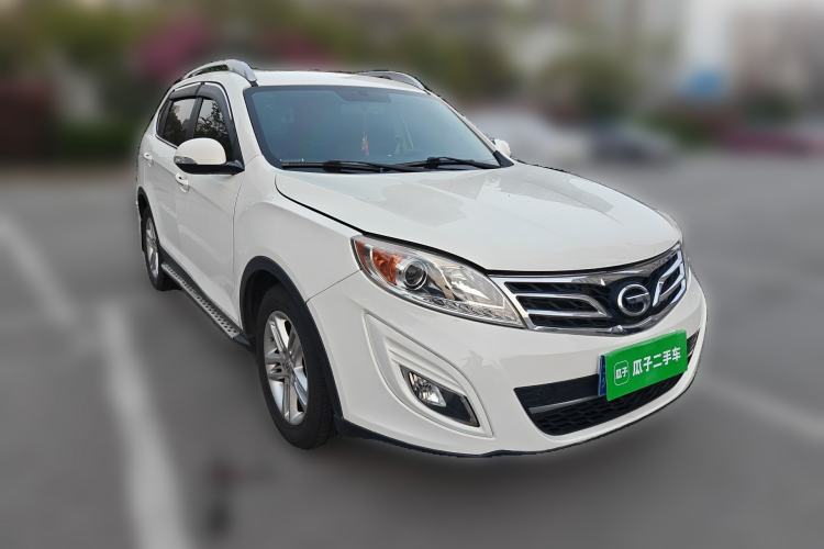 Used GAC Trumpchi GS5 2013 2.0L Automatic Two-Wheel Drive Light Interior Special Edition Front Right 45 Deg