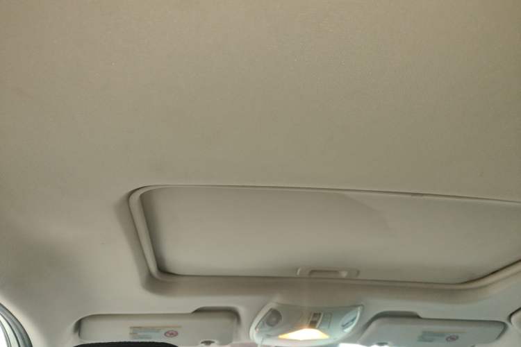 Used GAC Trumpchi GS5 2013 1.8T Automatic Two-Wheel Drive Luxury Edition Headliner