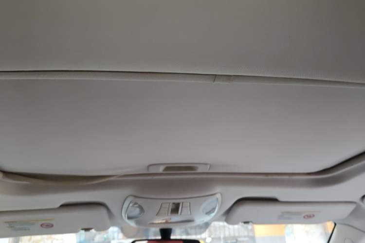 Used GAC Trumpchi GS5 2013 2.0L Automatic Two-Wheel Drive Light Interior Special Edition Headliner