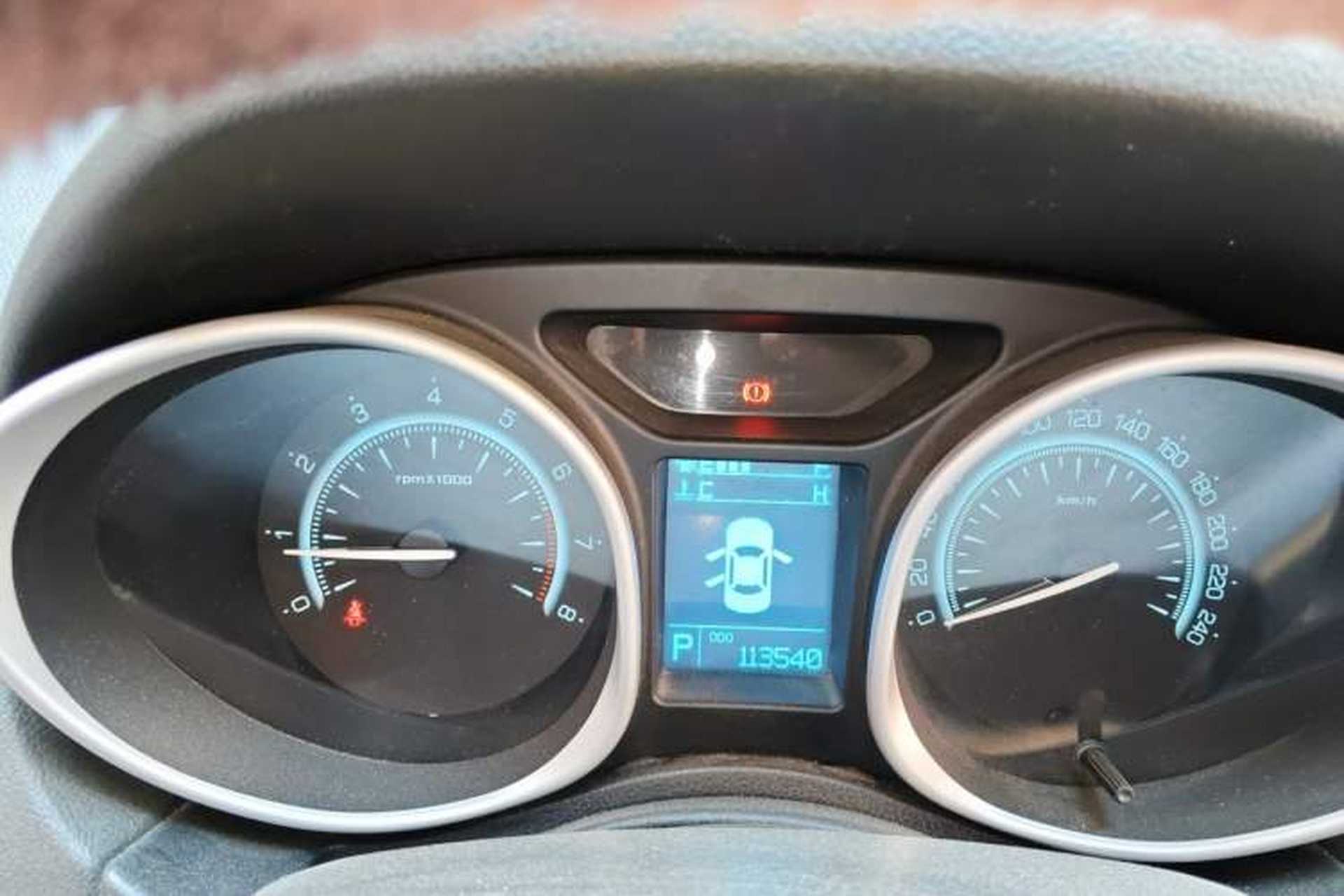 Used GAC Trumpchi GS5 2013 2.0L Automatic Two-Wheel Drive Light Interior Special Edition Instrument Cluster