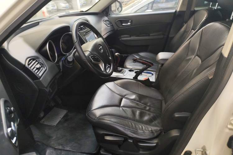 Used GAC Trumpchi GS5 2013 1.8T Manual Two-Wheel Drive Elite Edition Left Front Seat