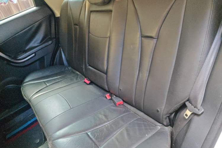 Used GAC Trumpchi GS5 2013 1.8T Automatic Two-Wheel Drive Elite Edition Left Rear Seat