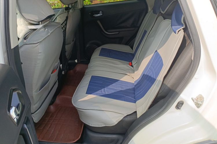 Used GAC Trumpchi GS5 2013 2.0L Automatic Two-Wheel Drive Light Interior Special Edition Left Rear Seat