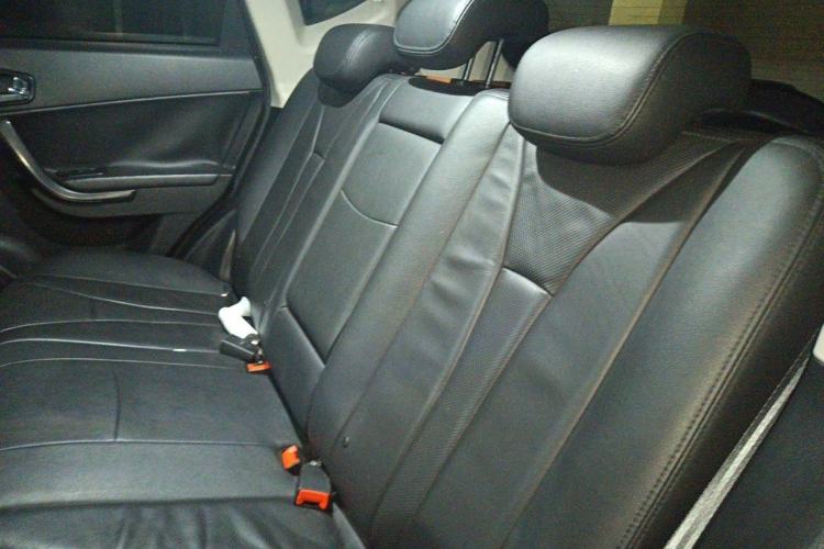 Used GAC Trumpchi GS5 2013 1.8T Automatic Two-Wheel Drive Luxury Edition Left Rear Seat