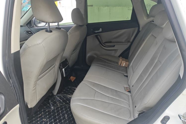 Used GAC Trumpchi GS5 2013 2.0L Automatic Two-Wheel Drive Light Interior Special Edition Left Rear Seat