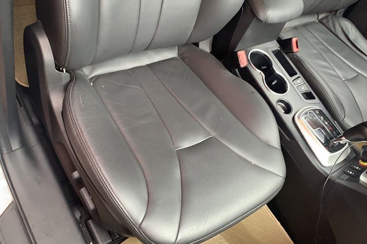 Used GAC Trumpchi GS5 2013 1.8T Automatic Two-Wheel Drive 5th Anniversary Edition Right Front Seat
