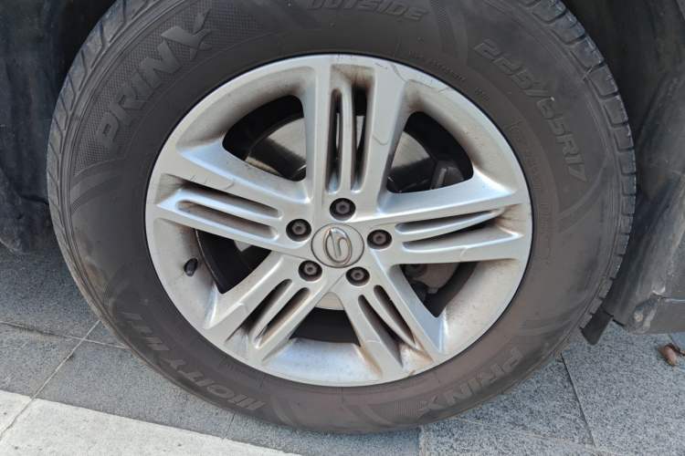Used GAC Trumpchi GS5 2013 1.8T Manual Two-Wheel Drive Elite Edition Right Front Wheel Hub