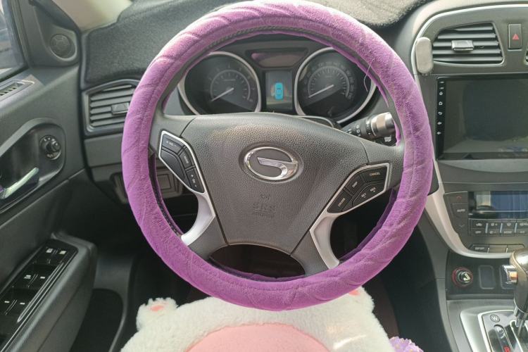Used GAC Trumpchi GS5 2013 2.0L Automatic Two-Wheel Drive Light Interior Special Edition Steering Wheel