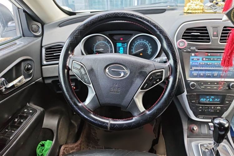 Used GAC Trumpchi GS5 2013 2.0L Automatic Two-Wheel Drive Light Interior Special Edition Steering Wheel