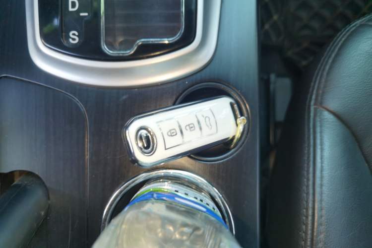 Used GAC Trumpchi GS5 2013 2.0L Automatic Two-Wheel Drive Light Interior Special Edition Vehicle Key