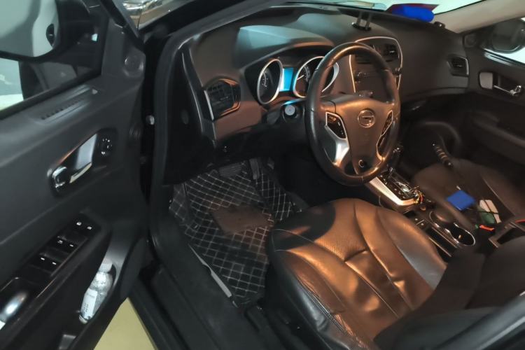 Used GAC Trumpchi GS5 2014 2.0L Automatic Two-Wheel Drive Anniversary Value Edition Driver Seat