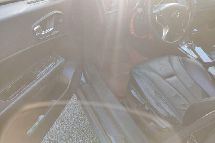 Used GAC Trumpchi GS5 2014 2.0L Automatic Two-Wheel Drive Deluxe Edition Driver Seat