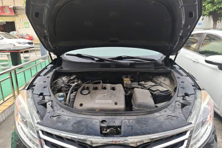 Used GAC Trumpchi GS5 2014 2.0L Automatic Two-Wheel Drive Deluxe Edition Engine Bay