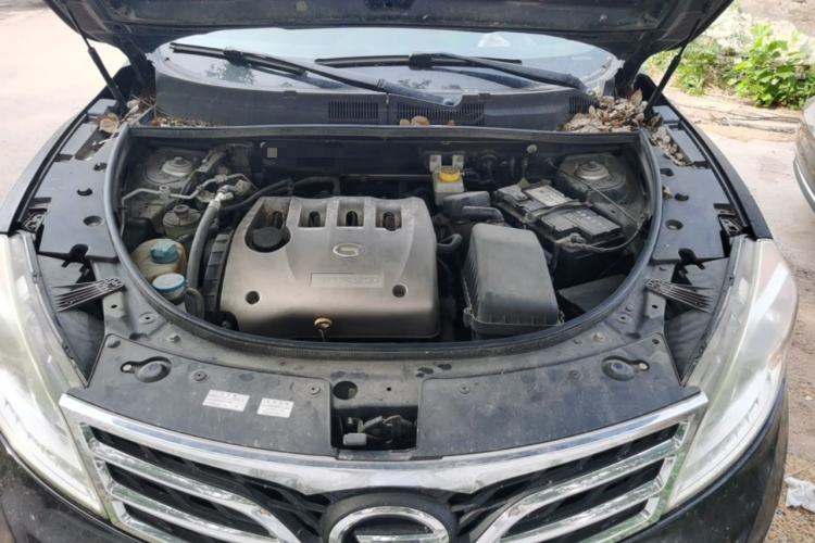 Used GAC Trumpchi GS5 2014 2.0L Automatic Two-Wheel Drive Deluxe Edition Engine Bay