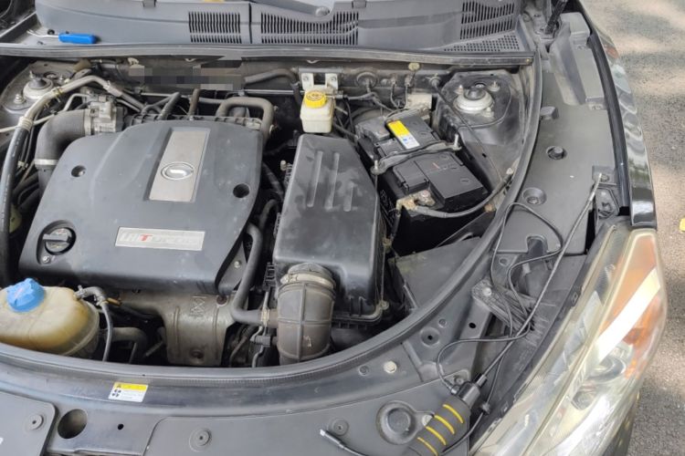 Used GAC Trumpchi GS5 2014 1.8T Automatic Two-Wheel Drive Supreme Edition Engine Bay Left
