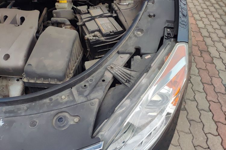 Used GAC Trumpchi GS5 2014 2.0L Automatic Two-Wheel Drive Anniversary Value Edition Engine Bay Left