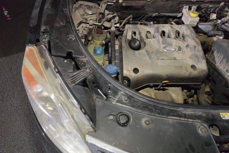 Used GAC Trumpchi GS5 2014 2.0L Automatic Two-Wheel Drive Deluxe Edition Engine Bay Right