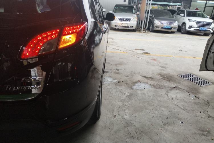 Used GAC Trumpchi GS5 2014 2.0L Automatic Two-Wheel Drive Anniversary Value Edition Exterior 1