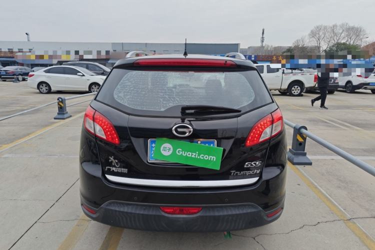 Used GAC Trumpchi GS5 2014 2.0L Manual Two-Wheel Drive Anniversary Value Edition Exterior 4