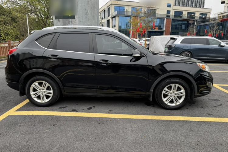Used GAC Trumpchi GS5 2014 2.0L Automatic Two-Wheel Drive Anniversary Value Edition Exterior 5
