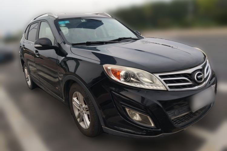Used GAC Trumpchi GS5 2014 2.0L Automatic Two-Wheel Drive Anniversary Value Edition Front Right 45 Deg