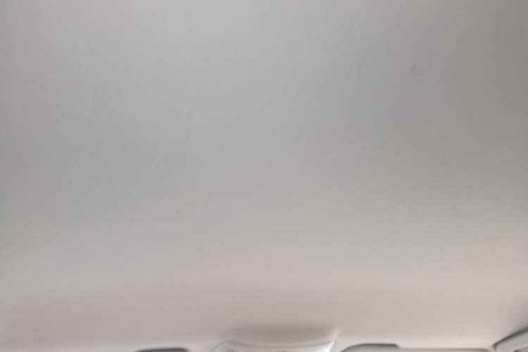 Used GAC Trumpchi GS5 2014 2.0L Automatic Two-Wheel Drive Deluxe Edition Headliner