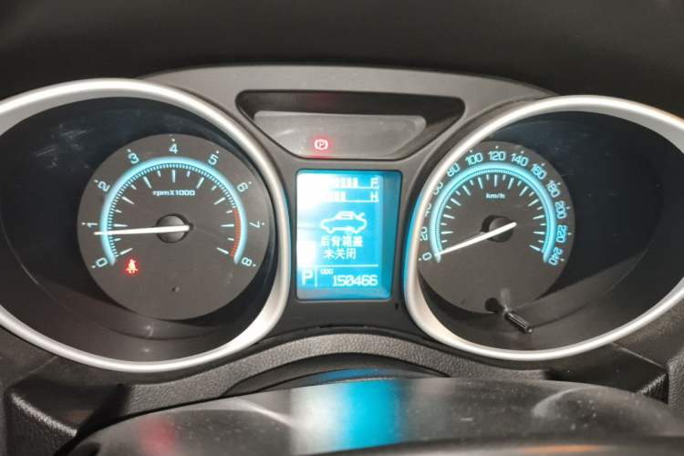 Used GAC Trumpchi GS5 2014 2.0L Automatic Two-Wheel Drive Anniversary Value Edition Instrument Cluster
