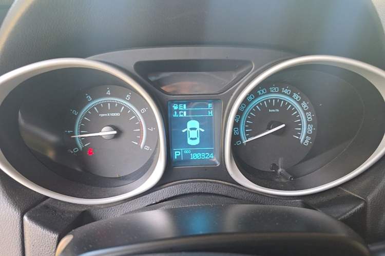 Used GAC Trumpchi GS5 2014 1.8T Automatic Two-Wheel Drive Supreme Edition Instrument Cluster