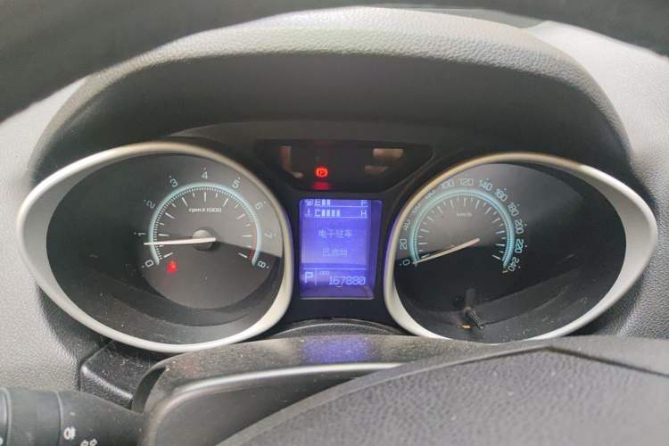 Used GAC Trumpchi GS5 2014 2.0L Automatic Two-Wheel Drive Anniversary Value Edition Instrument Cluster