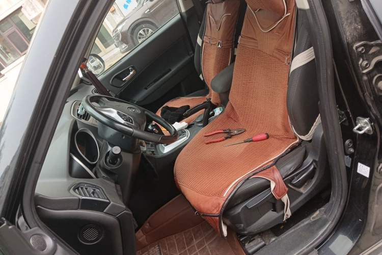 Used GAC Trumpchi GS5 2014 2.0L Automatic Two-Wheel Drive Deluxe Edition Left Front Seat
