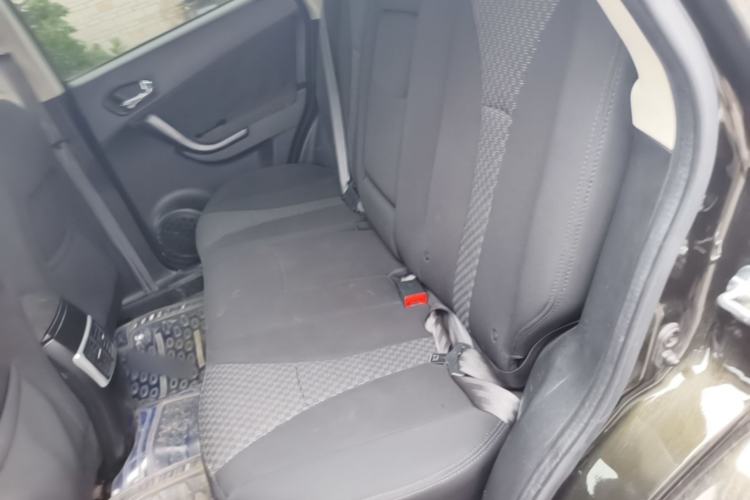 Used GAC Trumpchi GS5 2014 2.0L Automatic Two-Wheel Drive Deluxe Edition Left Rear Seat
