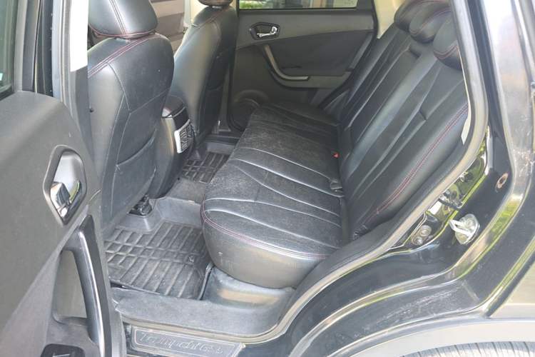 Used GAC Trumpchi GS5 2014 1.8T Automatic Two-Wheel Drive Supreme Edition Left Rear Seat