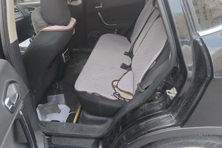 Used GAC Trumpchi GS5 2014 2.0L Automatic Two-Wheel Drive Deluxe Edition Left Rear Seat