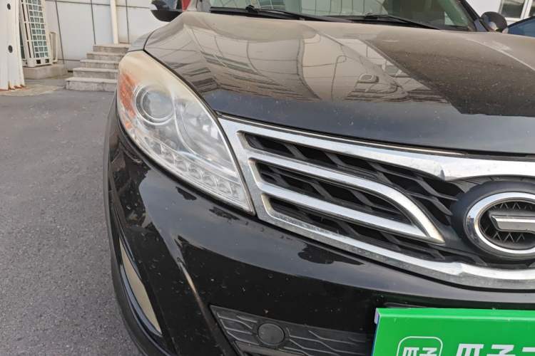 Used GAC Trumpchi GS5 2014 2.0L Automatic Two-Wheel Drive Deluxe Edition Right Front Headlight
