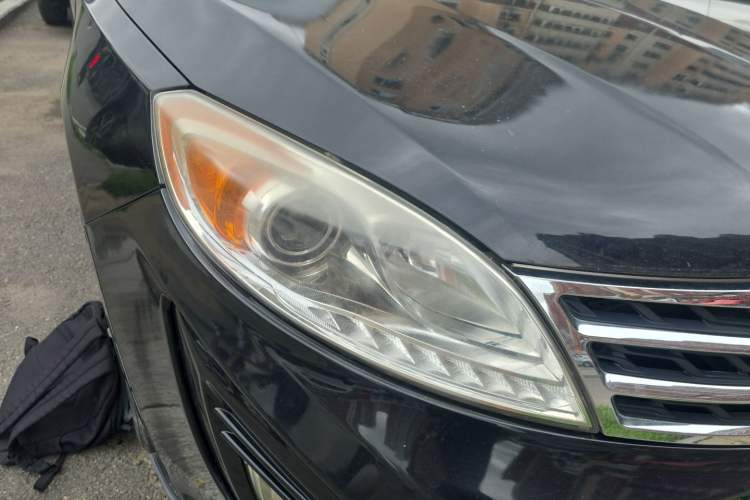 Used GAC Trumpchi GS5 2014 2.0L Automatic Two-Wheel Drive Deluxe Edition Right Front Headlight