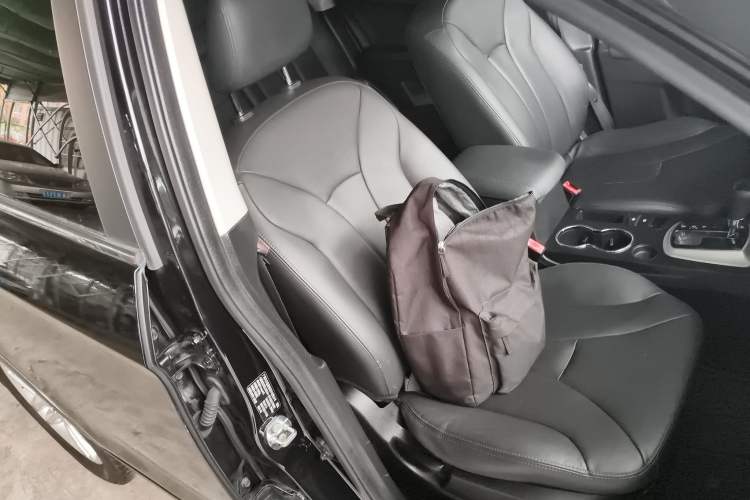 Used GAC Trumpchi GS5 2014 2.0L Automatic Two-Wheel Drive Anniversary Value Edition Right Front Seat